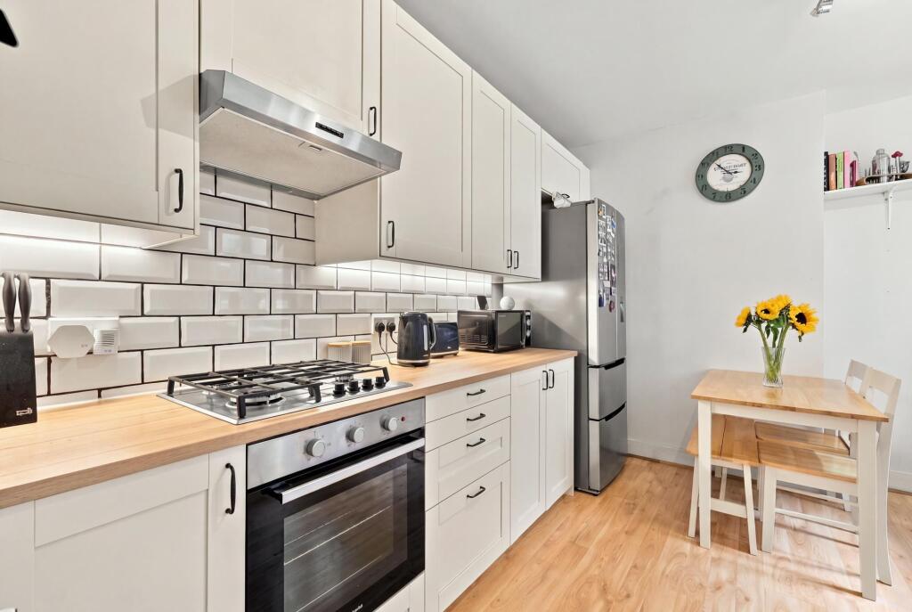 Apartment in London, Leyton - View 4