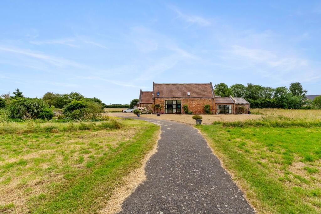 House in Fenland, March - View 2