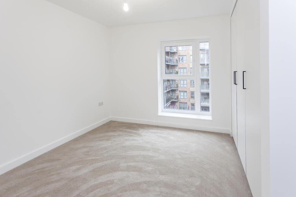 Apartment in London - View 5