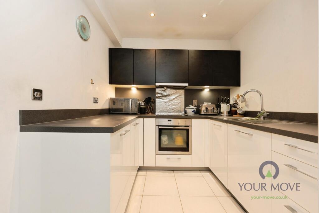 Apartment in Dacorum, Moorend - View 2