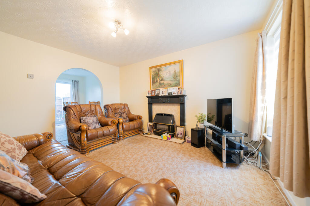 Tillett Road, Braunstone, Leicester, Leicestershire photo 2