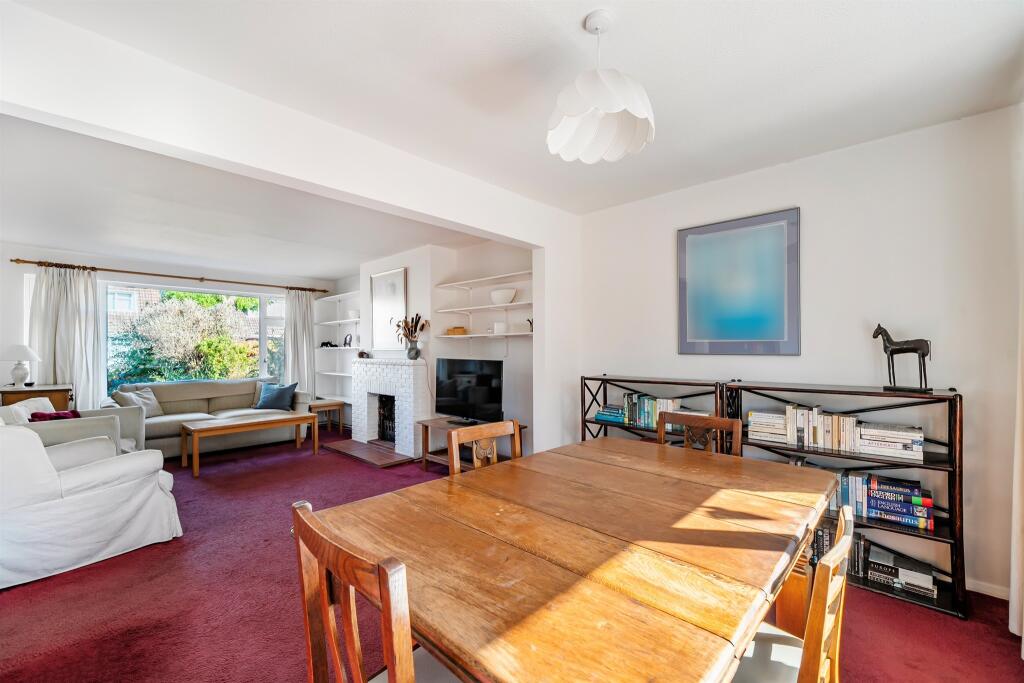 House in Bray, Windsor and Maidenhead - More