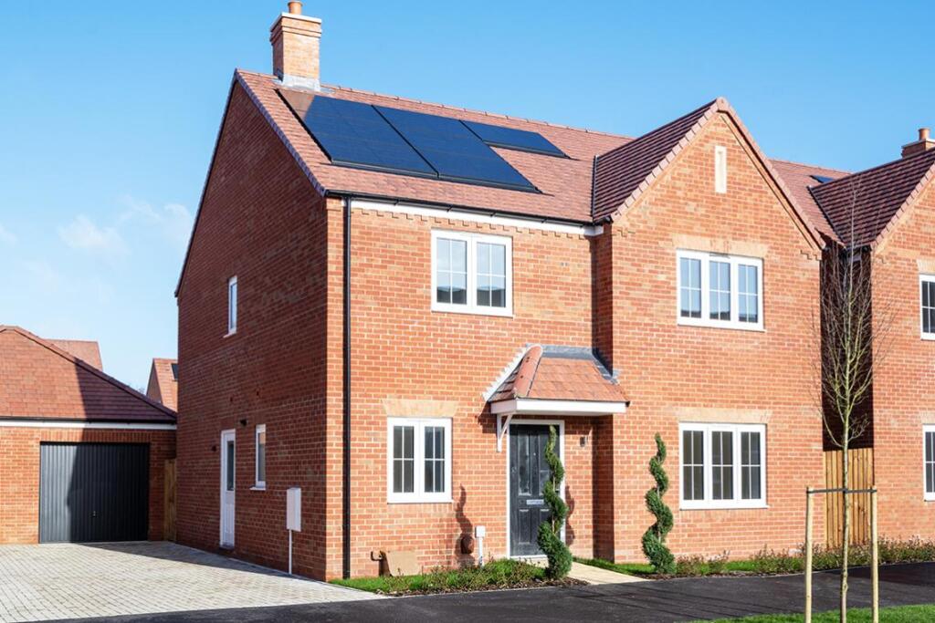 Main image of property: Salhouse Road,
Sprowston,
Norwich,
NR13 6LA