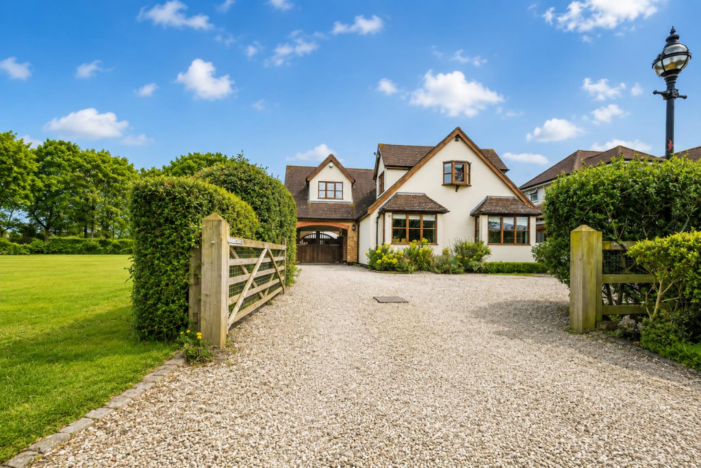 Main image of property: Nine Ashes, Nine Ashes Road, INGATESTONE