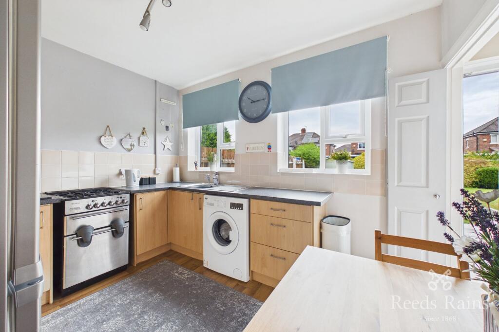 House in Stockport, Greater Manchester - View 5