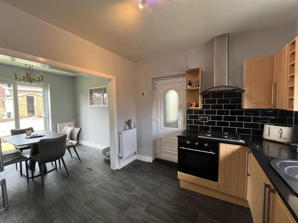 Additional image 5 of Fairfax Avenue, Bradford