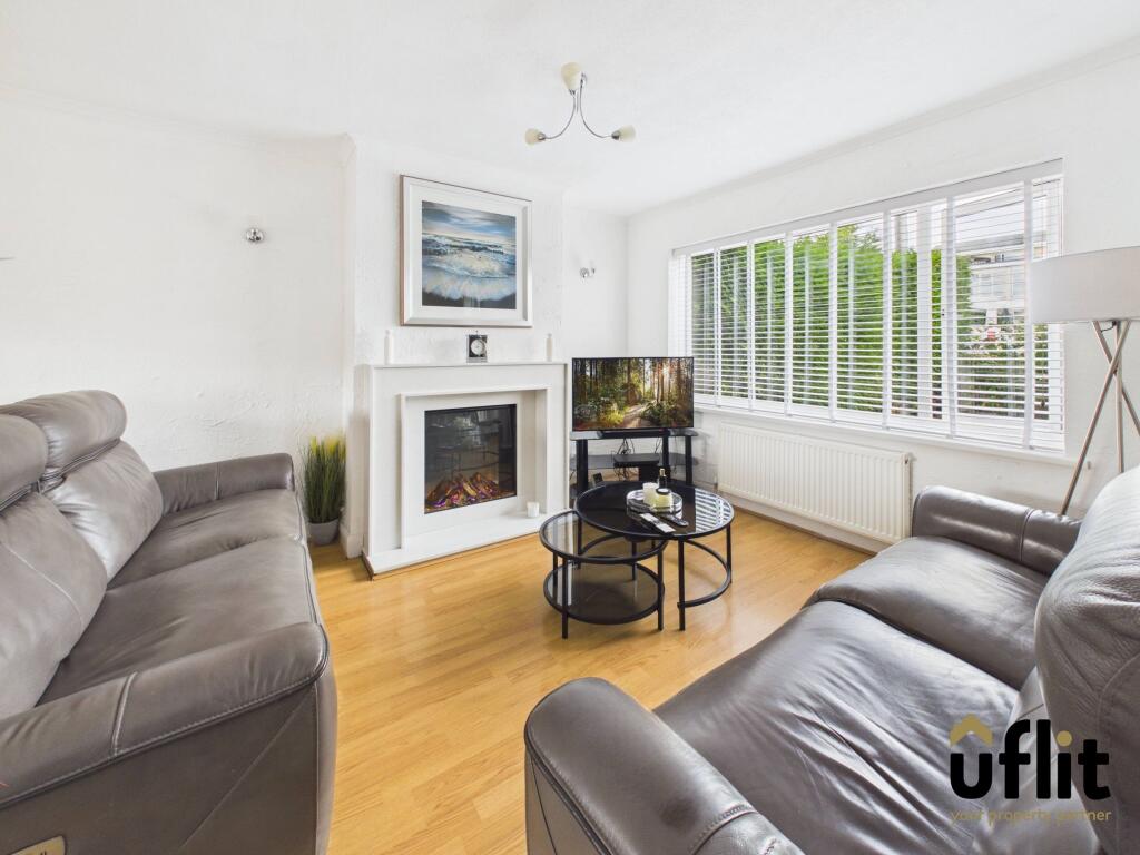 House in Rotherham, Brinsworth - More