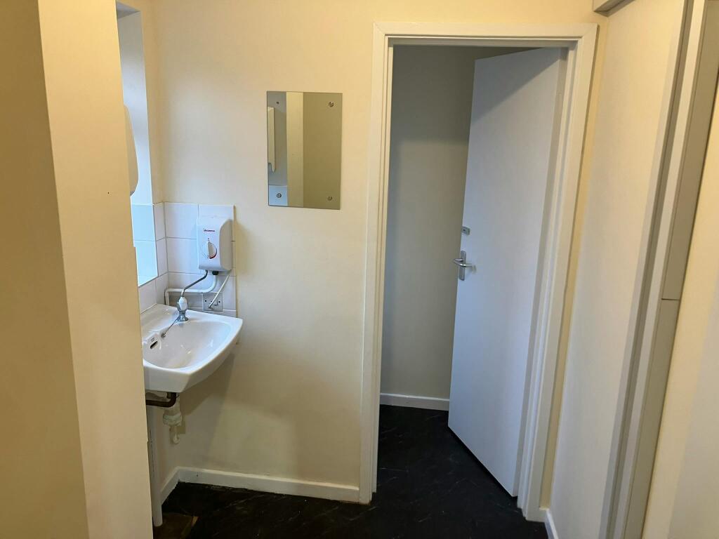 Warehouse WC