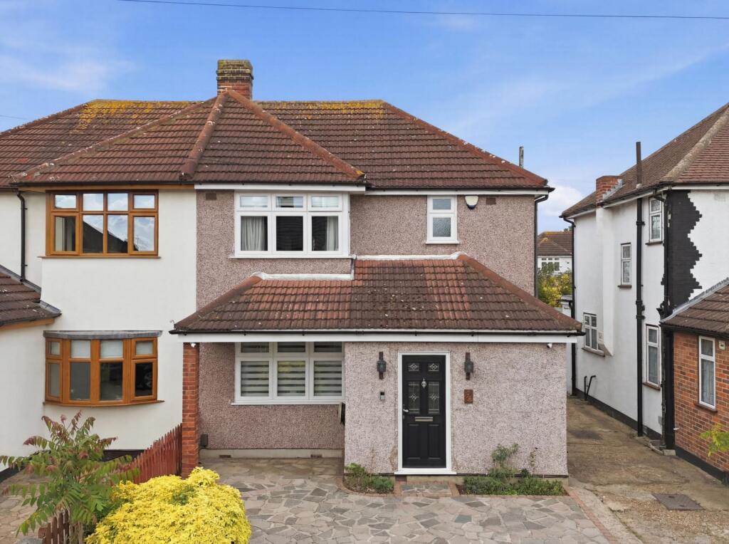 Main image of property: Calbourne Avenue, Hornchurch, RM12