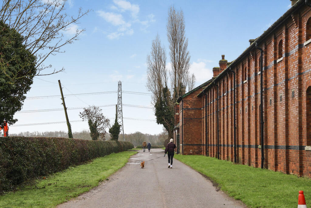 Old Main Road, Bulcote, Nottingham - View 6