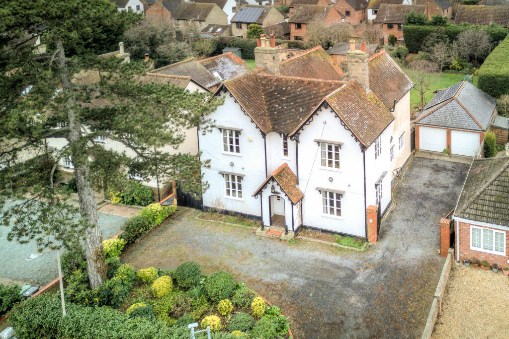 Main image of property: London Road, Feering, Colchester, Essex, CO5