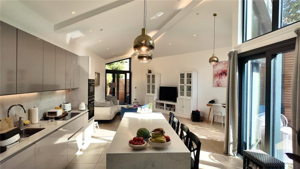 House in London, Fulham - View 2