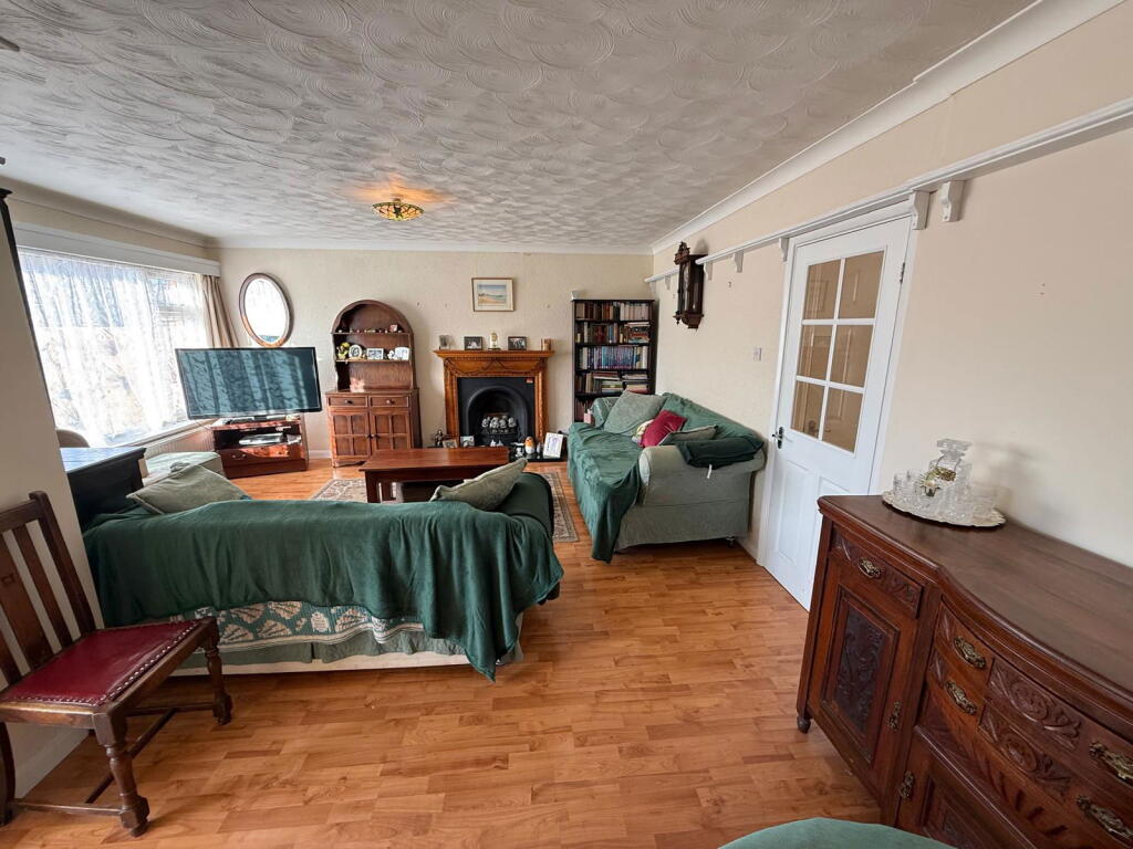 House in Broadstairs, Wimpey Estate - View 5