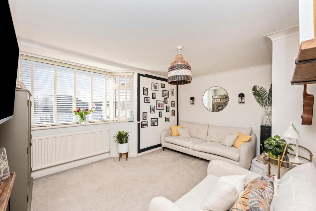 Graham Crescent, Portslade, photo 2