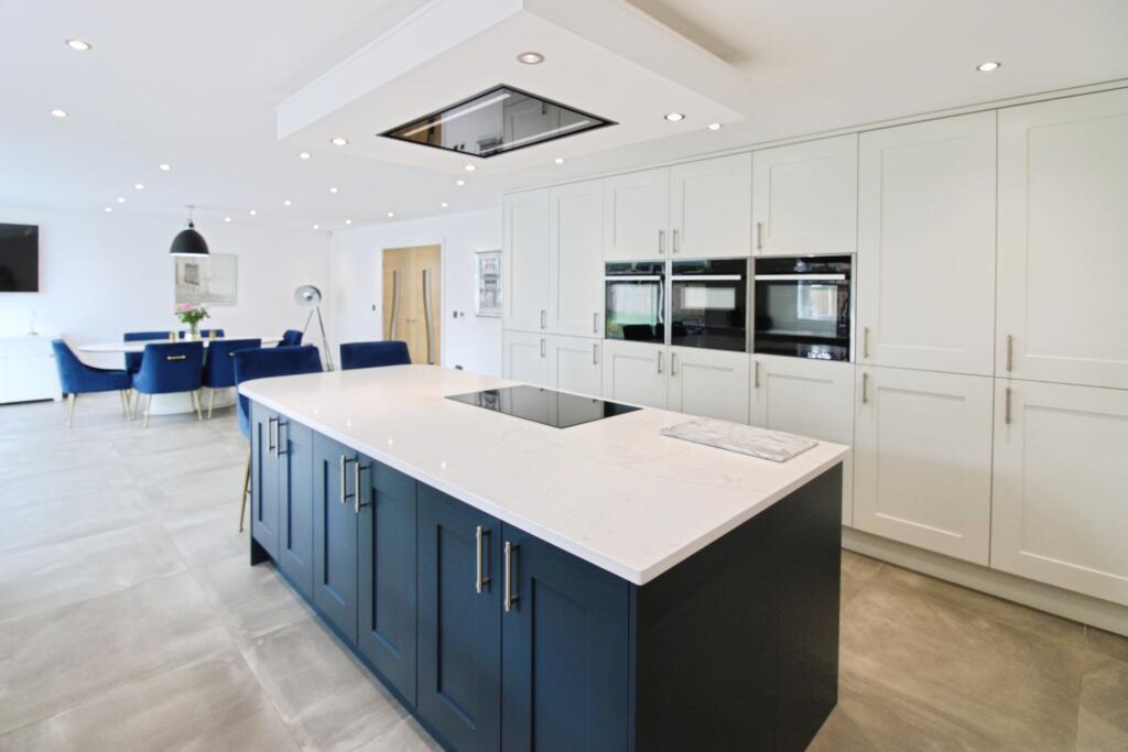 House in Bassetlaw, Sutton - View 3