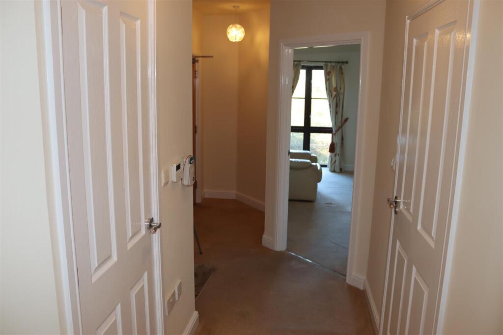 Wood End Farm, 333 Sutton Road, Walsall photo 3