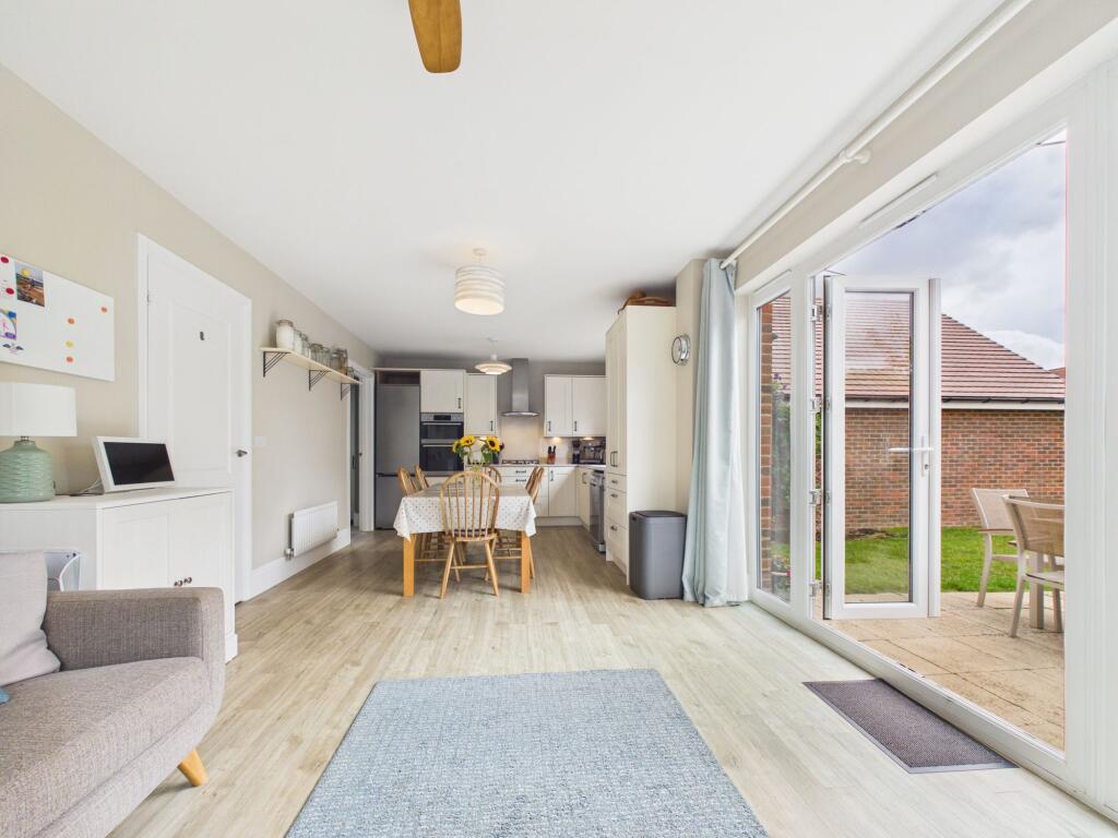 House in Reading - View 5