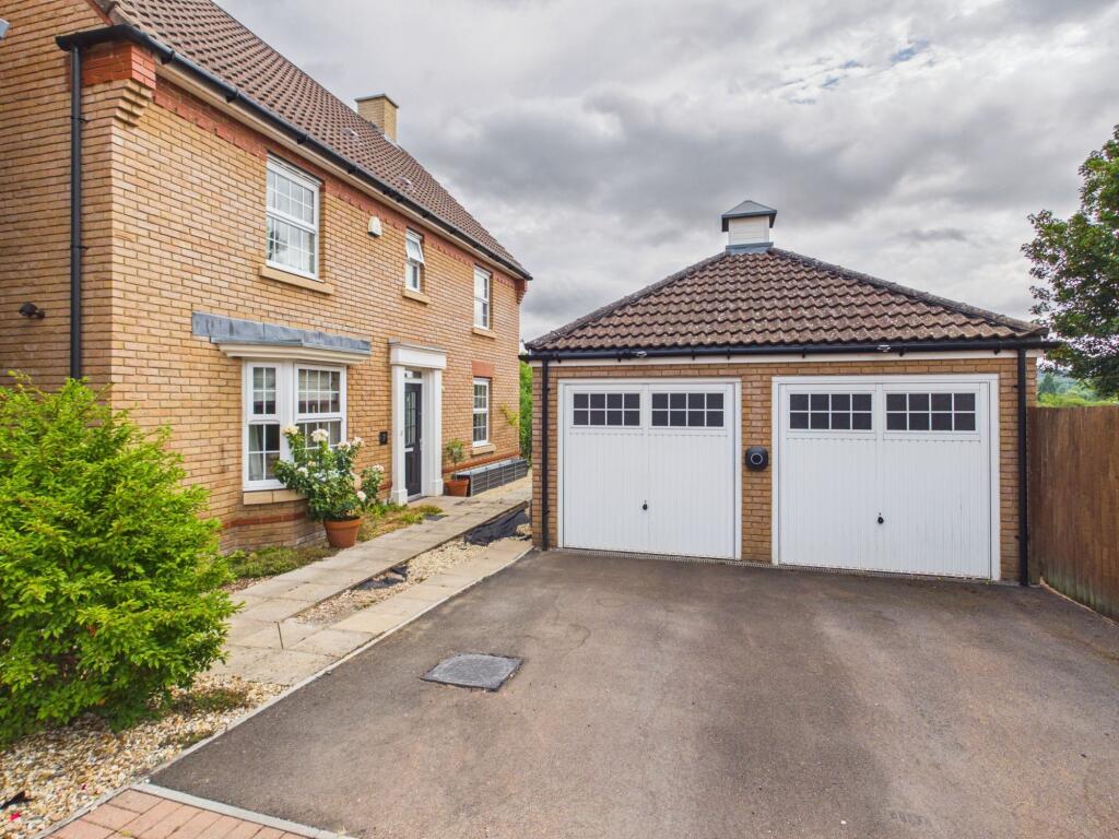 Main image of property: Company Farm Drive, Llanfoist, NP7