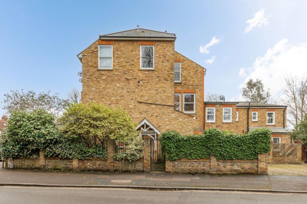 Main image of property: Glamorgan Road, Hampton Wick