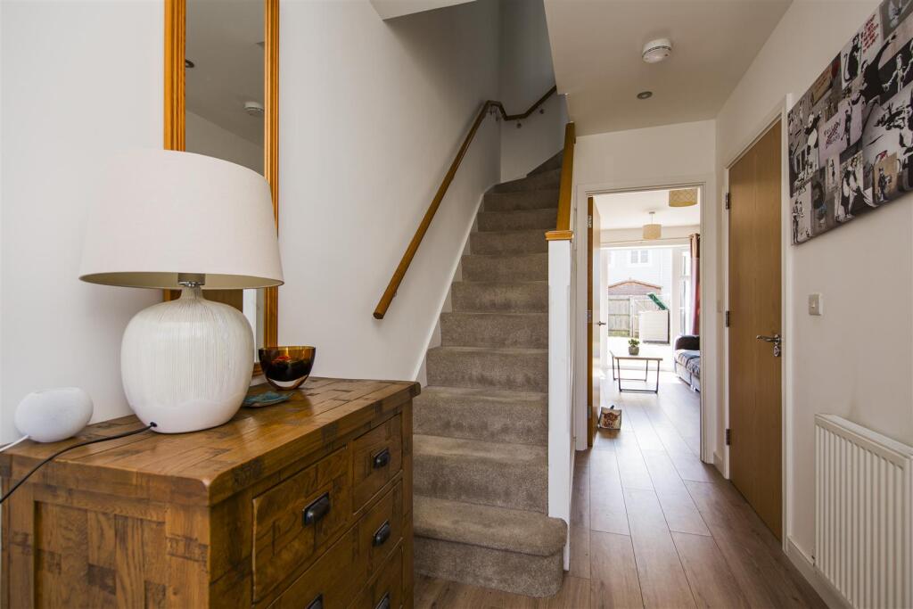 House in Tonbridge and Malling, Snodland - View 4