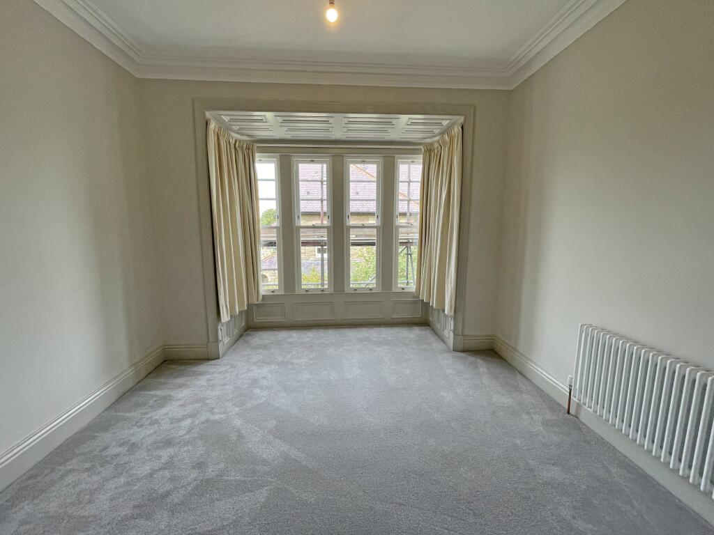 Apartment in Harrogate, Low Harrogate - View 5
