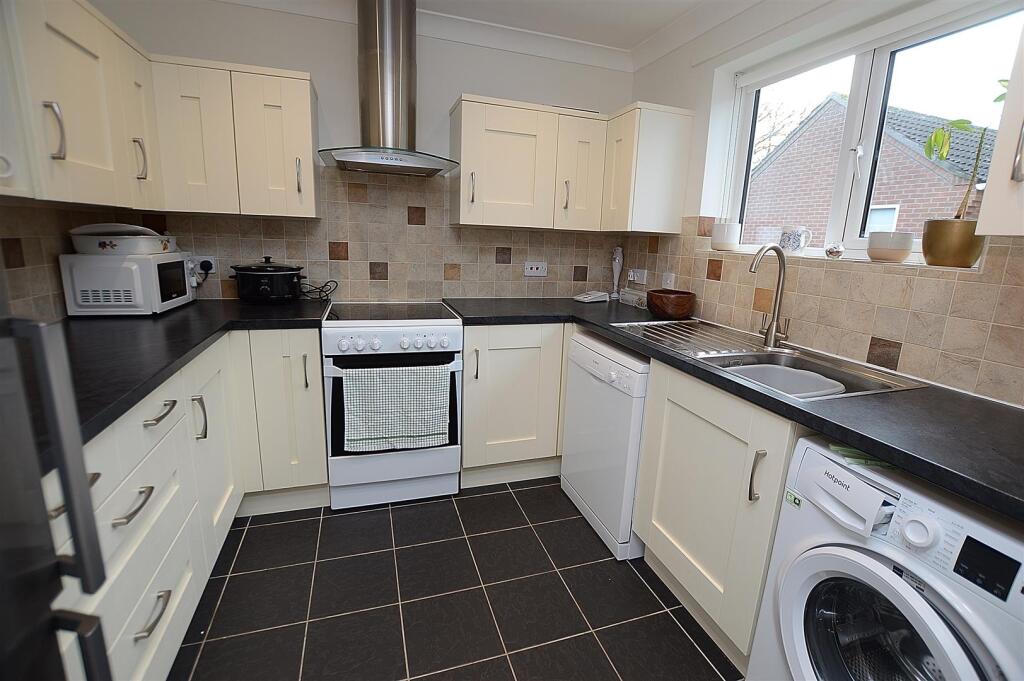 3 Oaklands, Woodhall Spa photo 2
