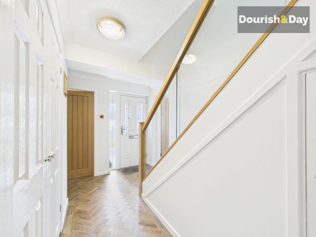 House in Stafford, Ranton - More