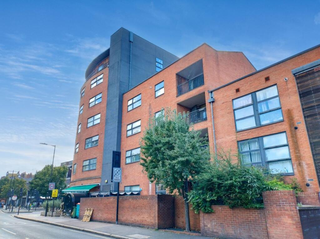 Apartment in London - View 4