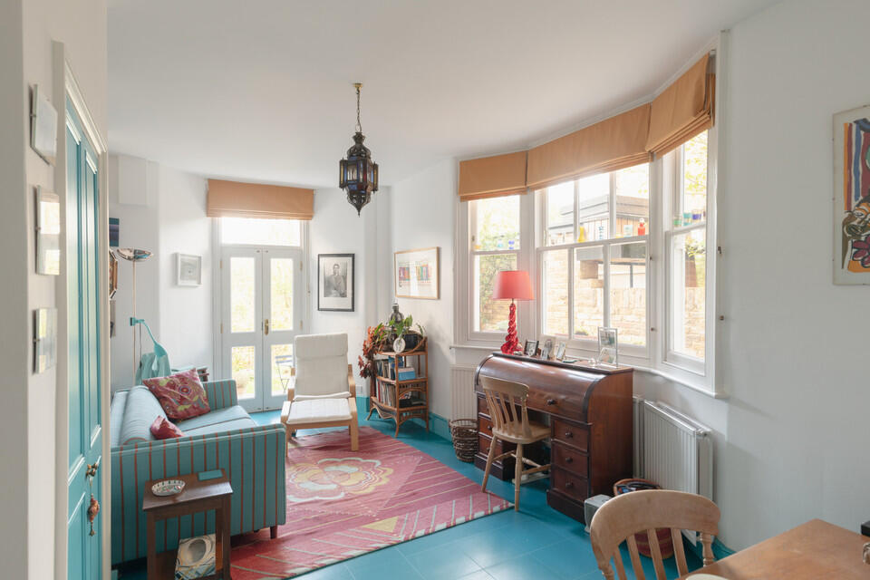 House in London, Telegraph Hill, New Cross Gate - More