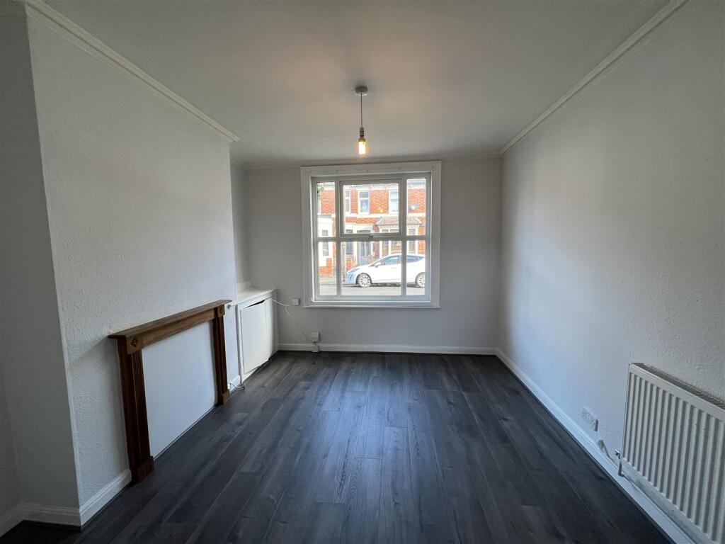 Pollard Street, Kettering - View 4