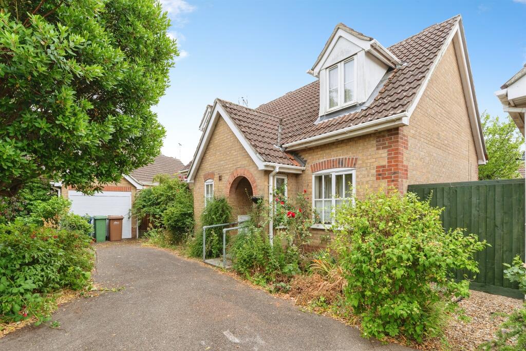 Main image of property: Robingoodfellows Lane, March