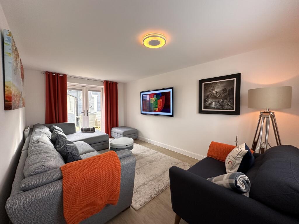 House in Hythe, Martello Lakes - View 4