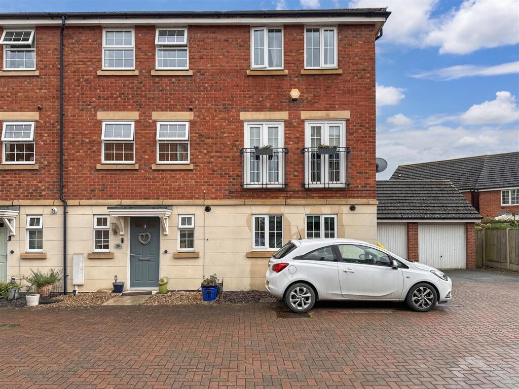 Main image of property: Johnsons Road, Fernwood, Newark