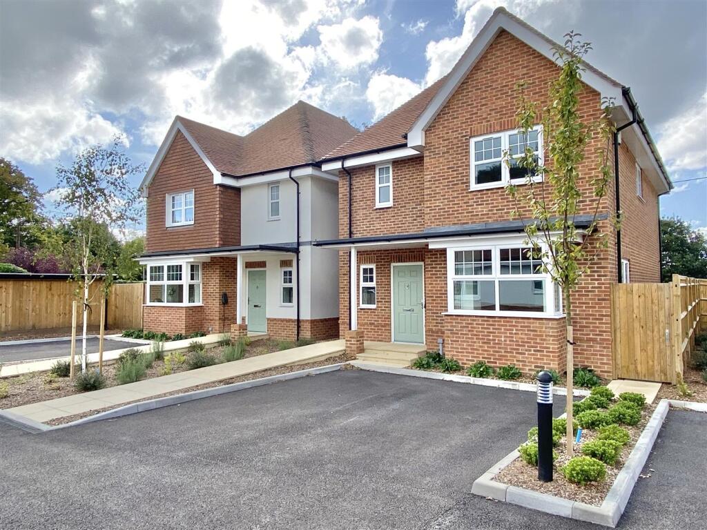 Plot 7 Fairway View Close, Linden Road, West Parley, Ferndown