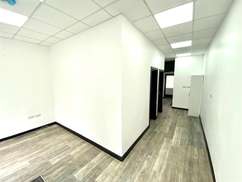 Additional image 4 of Central Drive, St Albans