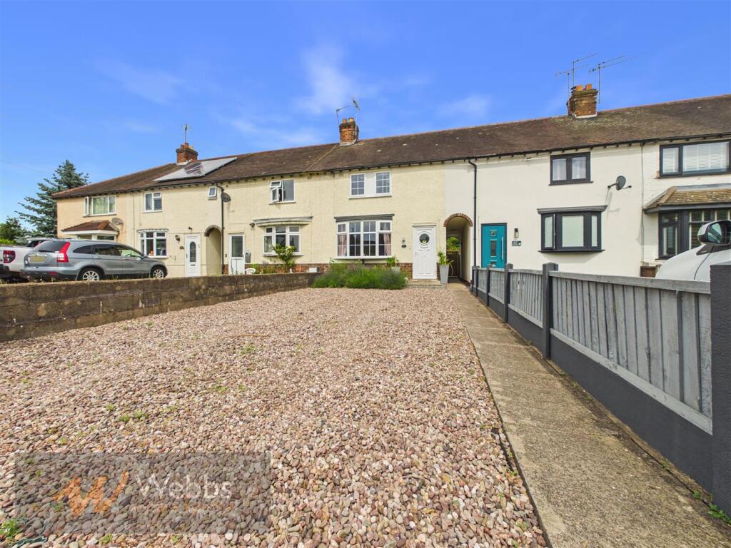 3-bed semi-detached on Queen Street, Rugeley, £200,000
