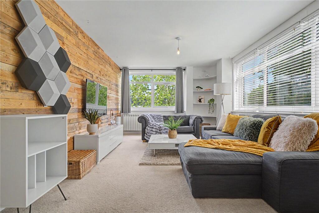 Main image of property: Bentham Close, Westlea, Swindon, Wiltshire, SN5