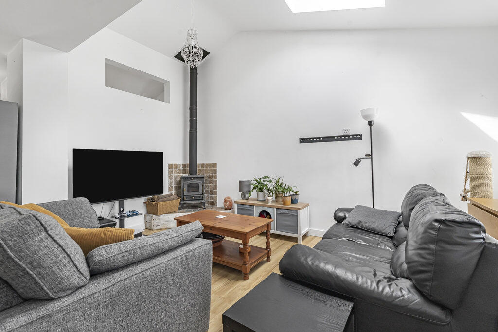 6a Bendyshe Way, Barrington, Cambridge, Cambridgeshire, CB22 7RS photo 2