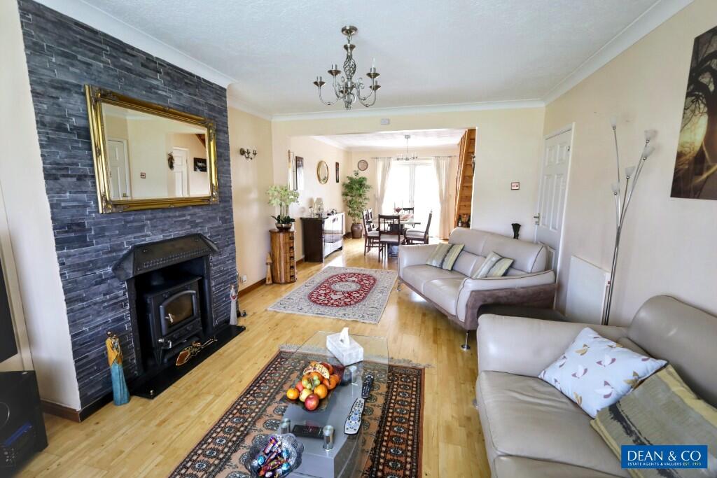 Hangleton Valley Drive, Hove, East Sussex, BN3 photo 3