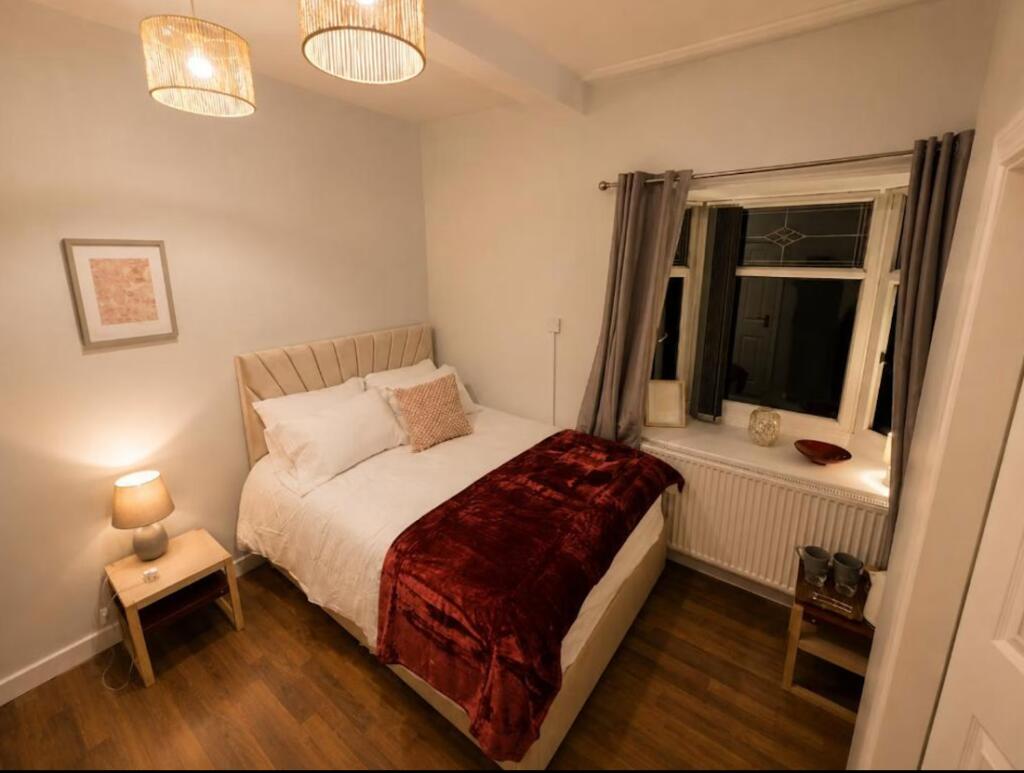 Main image of property: Rooms On Mauldeth Road, Manchester