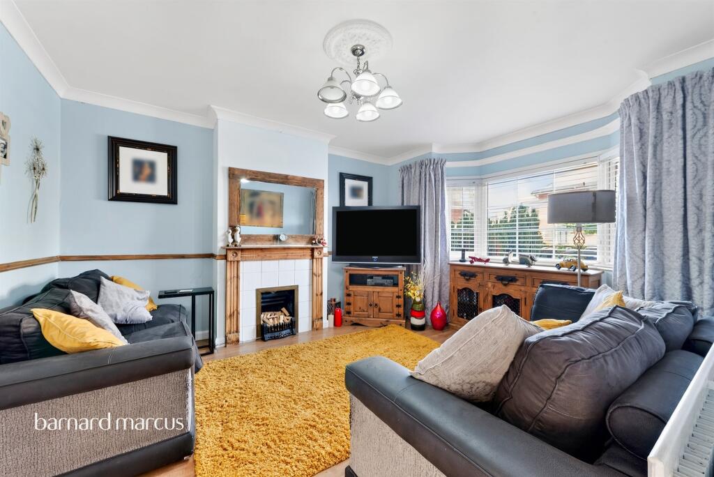 House in London - View 3