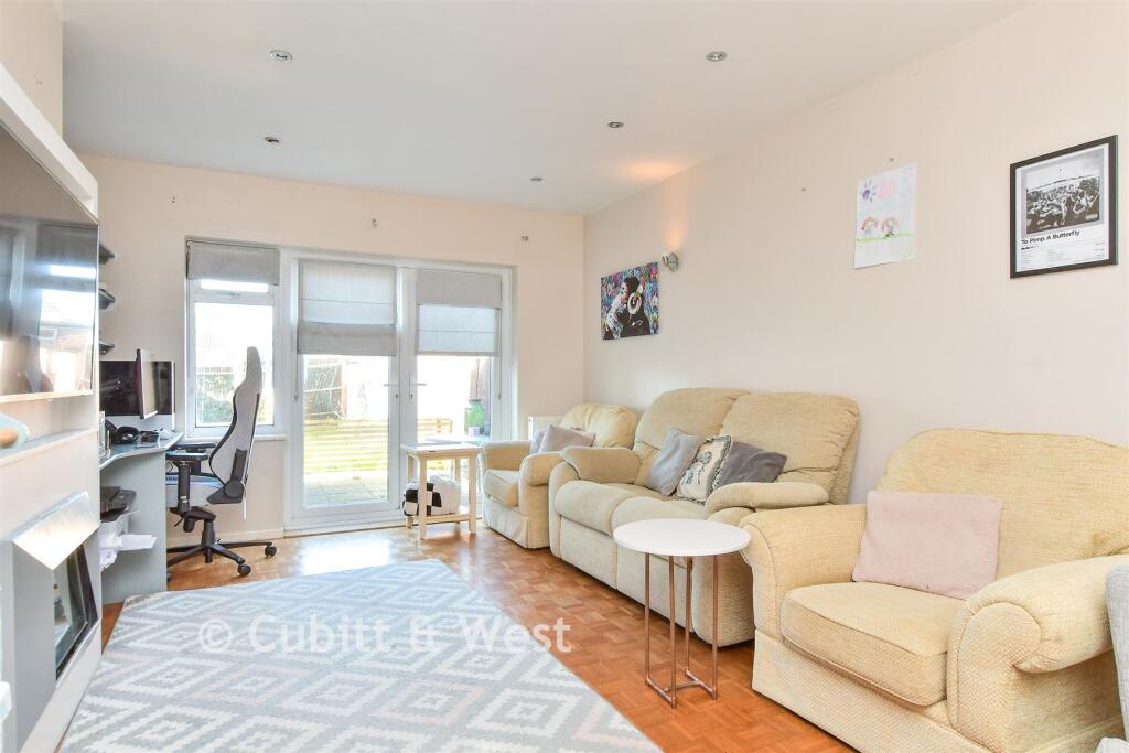 Main image of property: Hoddern Avenue, Peacehaven, East Sussex