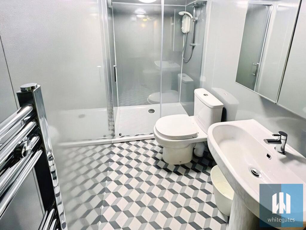 6 bedroom terraced house for rent