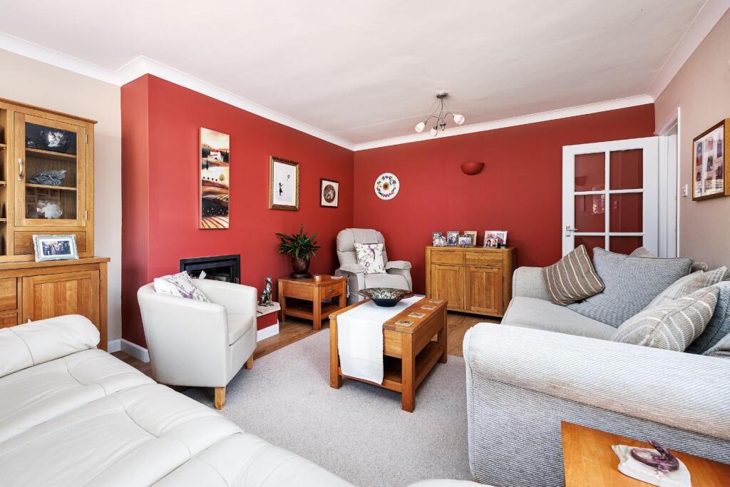 House in West Suffolk, Hundon - View 4
