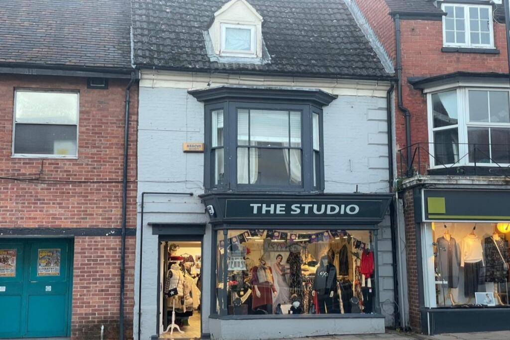 Main image of property: The Square, Kenilworth, Warwickshire, CV8