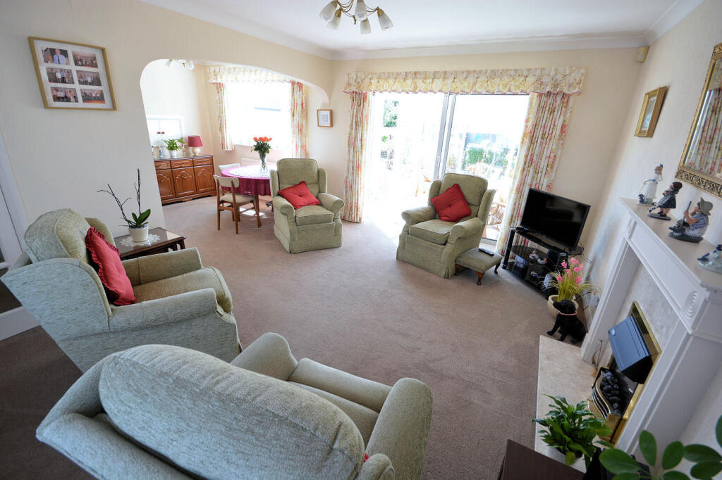 Merley Gardens, Merley, Wimborne, Dorset. BH21 photo 4