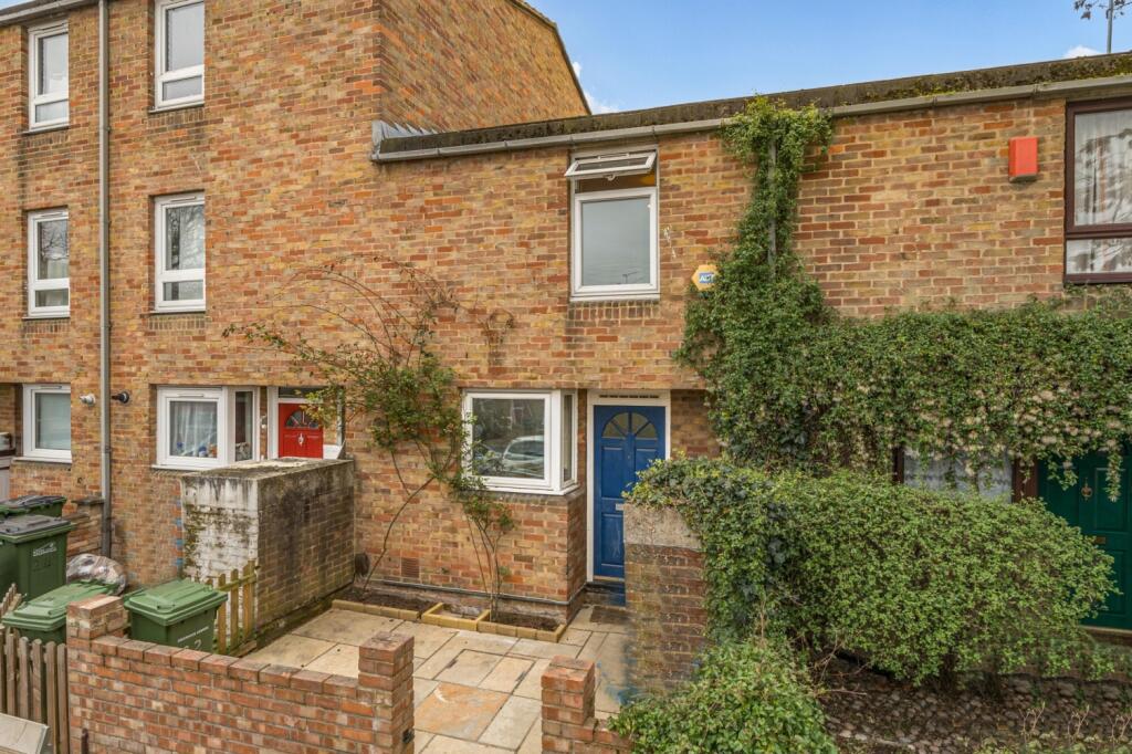 Main image of property: Walnut Tree Road London SE10