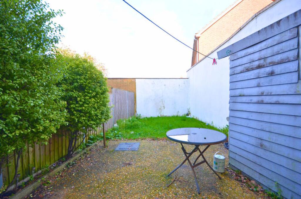 House in Bournemouth, Springbourne - View 4