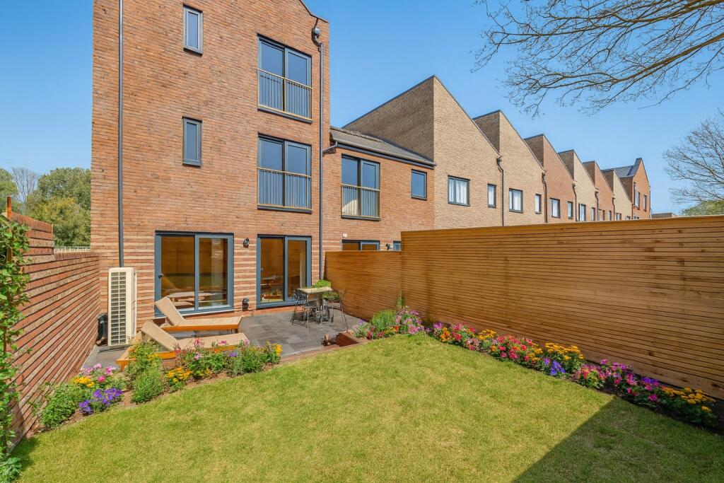 Main image of property: Goods Yard, Edenbridge