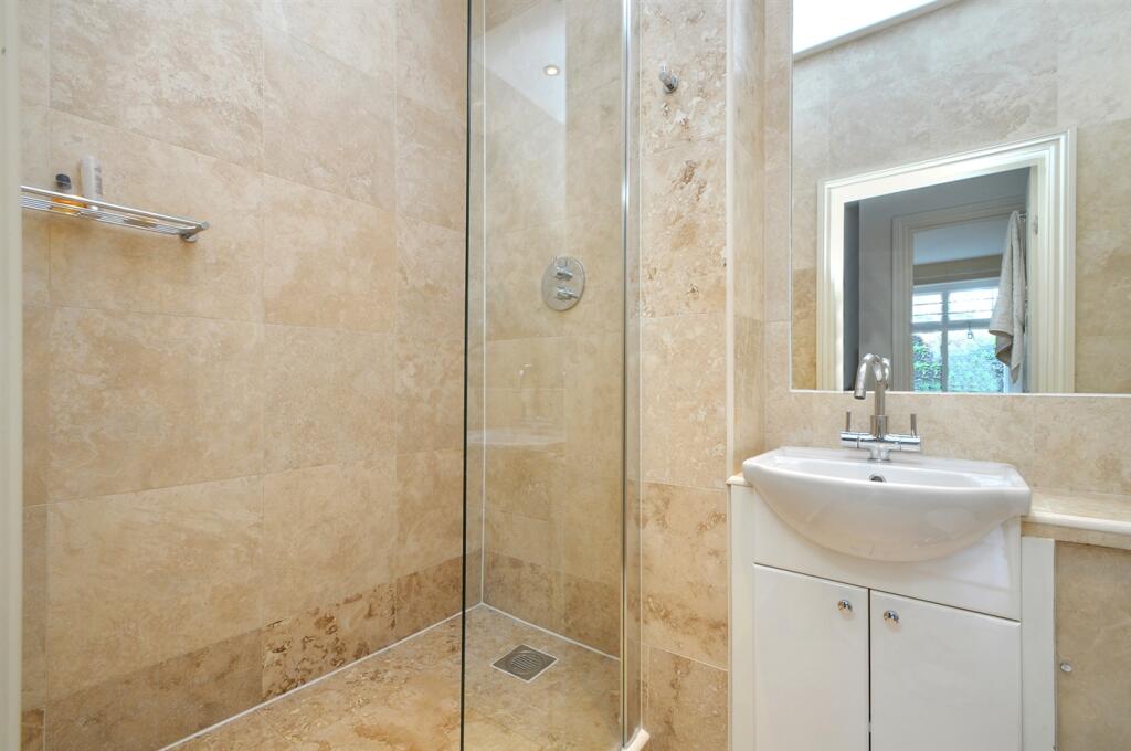 Apartment in London, Primrose Hill, Belsize Park - More